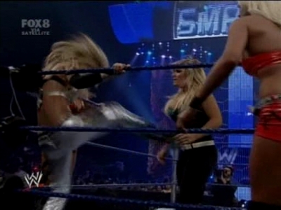 SD_06-27-08_Kelly_Kelly-Michelle_McCool-Cherry_vs_Maryse-Victoria-Natalya_avi_000229920.jpg