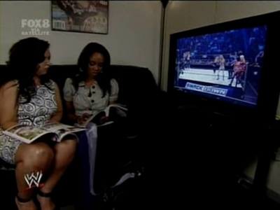 SD_06-27-08_Kelly_Kelly-Michelle_McCool-Cherry_vs_Maryse-Victoria-Natalya_avi_000239760.jpg