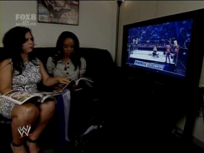 SD_06-27-08_Kelly_Kelly-Michelle_McCool-Cherry_vs_Maryse-Victoria-Natalya_avi_000241440.jpg