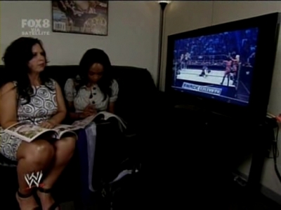 SD_06-27-08_Kelly_Kelly-Michelle_McCool-Cherry_vs_Maryse-Victoria-Natalya_avi_000243000.jpg