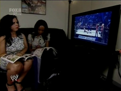SD_06-27-08_Kelly_Kelly-Michelle_McCool-Cherry_vs_Maryse-Victoria-Natalya_avi_000244560.jpg