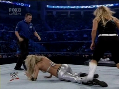 SD_06-27-08_Kelly_Kelly-Michelle_McCool-Cherry_vs_Maryse-Victoria-Natalya_avi_000247840.jpg