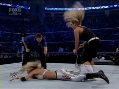SD_06-27-08_Kelly_Kelly-Michelle_McCool-Cherry_vs_Maryse-Victoria-Natalya_avi_000250280.jpg