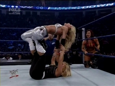 SD_06-27-08_Kelly_Kelly-Michelle_McCool-Cherry_vs_Maryse-Victoria-Natalya_avi_000265720.jpg