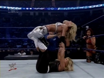 SD_06-27-08_Kelly_Kelly-Michelle_McCool-Cherry_vs_Maryse-Victoria-Natalya_avi_000270200.jpg