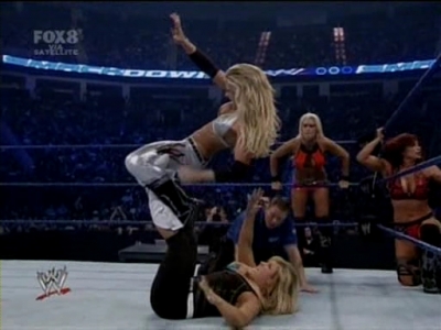 SD_06-27-08_Kelly_Kelly-Michelle_McCool-Cherry_vs_Maryse-Victoria-Natalya_avi_000276560.jpg