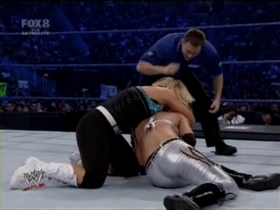 SD_06-27-08_Kelly_Kelly-Michelle_McCool-Cherry_vs_Maryse-Victoria-Natalya_avi_000299080.jpg