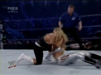SD_06-27-08_Kelly_Kelly-Michelle_McCool-Cherry_vs_Maryse-Victoria-Natalya_avi_000307240.jpg