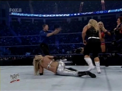 SD_06-27-08_Kelly_Kelly-Michelle_McCool-Cherry_vs_Maryse-Victoria-Natalya_avi_000314120.jpg