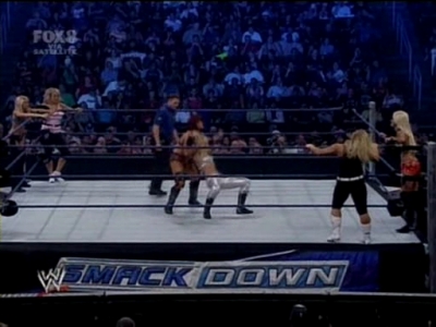 SD_06-27-08_Kelly_Kelly-Michelle_McCool-Cherry_vs_Maryse-Victoria-Natalya_avi_000338360.jpg