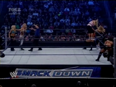 SD_06-27-08_Kelly_Kelly-Michelle_McCool-Cherry_vs_Maryse-Victoria-Natalya_avi_000413000.jpg