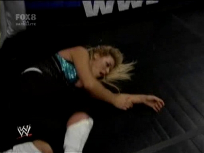 SD_06-27-08_Kelly_Kelly-Michelle_McCool-Cherry_vs_Maryse-Victoria-Natalya_avi_000420520.jpg