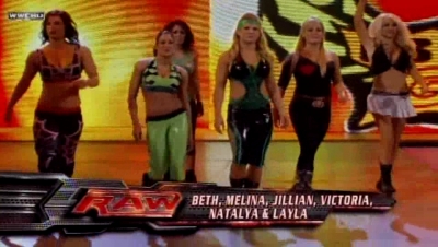 WWE_Raw_04_28_08_Diva_Match_XviD_avi_000058792.jpg