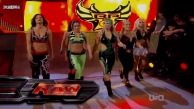 WWE_Raw_04_28_08_Diva_Match_XviD_avi_000062128.jpg