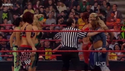 WWE_Raw_04_28_08_Diva_Match_XviD_avi_000078278.jpg