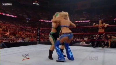 WWE_Raw_04_28_08_Diva_Match_XviD_avi_000109342.jpg