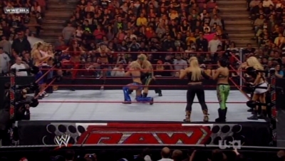 WWE_Raw_04_28_08_Diva_Match_XviD_avi_000122555.jpg