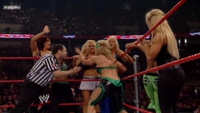 WWE_Raw_04_28_08_Diva_Match_XviD_avi_000130930.jpg