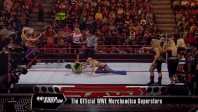 WWE_Raw_04_28_08_Diva_Match_XviD_avi_000199666.jpg