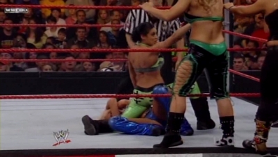 WWE_Raw_04_28_08_Diva_Match_XviD_avi_000214847.jpg