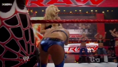 WWE_Raw_04_28_08_Diva_Match_XviD_avi_000223389.jpg