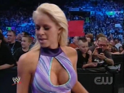 SD_08-29-08_Michelle-Maria_vs_Maryse-Natalya_avi_000359359.jpg