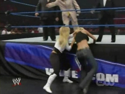 WWE_SmackDown_04_04_08_Diva_Contest_XviD_avi_000155855.jpg