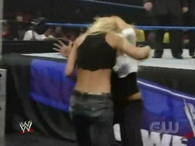 WWE_SmackDown_04_04_08_Diva_Contest_XviD_avi_000168301.jpg