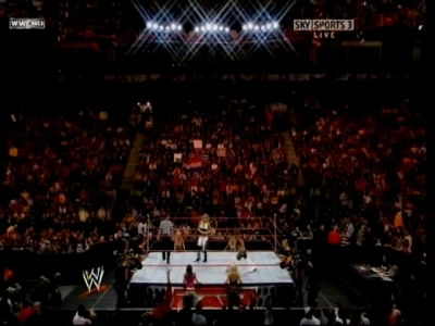 RAW_05-05-08_Beth_vs_Mickie_Lumberjill_Match_avi_000139013.jpg