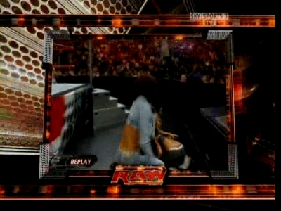 RAW_05-05-08_Beth_vs_Mickie_Lumberjill_Match_avi_000506506.jpg
