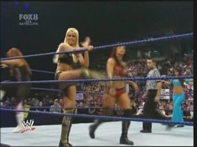 WWE_SD_28-11-08_6_Divas_Tag_Match__avi_000141839.jpg