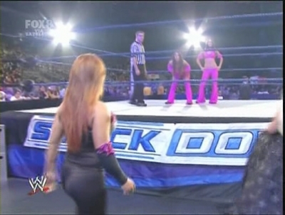 WWE_SD_12-12-08_Bella_Twins_-VS-_Maryse_and_Natalya_avi_000055279.jpg