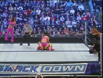 WWE_SD_12-12-08_Bella_Twins_-VS-_Maryse_and_Natalya_avi_000122599.jpg