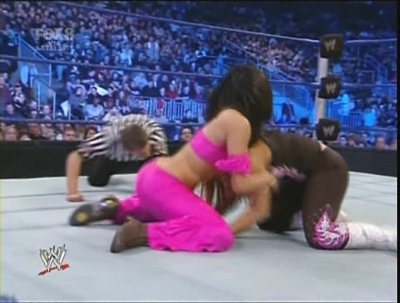 WWE_SD_12-12-08_Bella_Twins_-VS-_Maryse_and_Natalya_avi_000154599.jpg