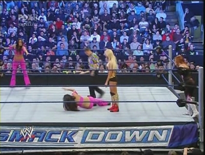 WWE_SD_12-12-08_Bella_Twins_-VS-_Maryse_and_Natalya_avi_000283479.jpg