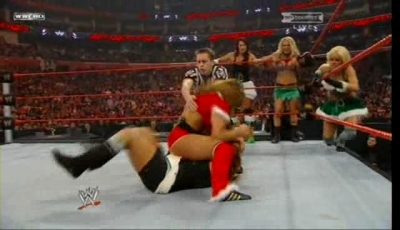 Santas_Little_Helper_Match_-_Armageddon_-_14th_Dec_08_avi_000191691.jpg
