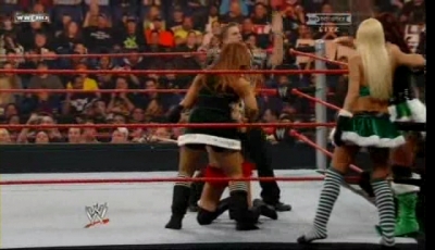 Santas_Little_Helper_Match_-_Armageddon_-_14th_Dec_08_avi_000282115.jpg