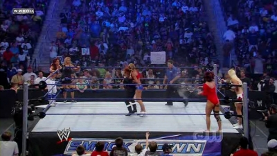 SD_08-08-08_Maryse-Victoria-Natalya_vs_Michelle-Cherry-Maria_avi_000224791.jpg