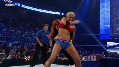 SD_08-08-08_Maryse-Victoria-Natalya_vs_Michelle-Cherry-Maria_avi_000228895.jpg