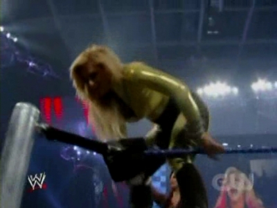 WWE_SmackDown_05_09_08_Diva_Match_XviD_avi_000074674.jpg