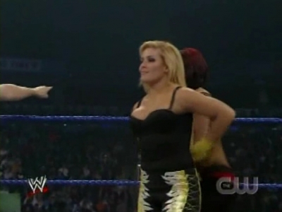 WWE_SmackDown_05_09_08_Diva_Match_XviD_avi_000087954.jpg