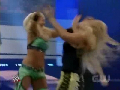 WWE_SmackDown_05_09_08_Diva_Match_XviD_avi_000127260.jpg