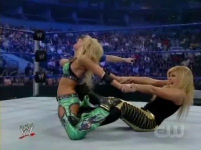 WWE_SmackDown_05_09_08_Diva_Match_XviD_avi_000204837.jpg