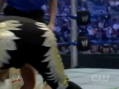 WWE_SmackDown_05_09_08_Diva_Match_XviD_avi_000213079.jpg