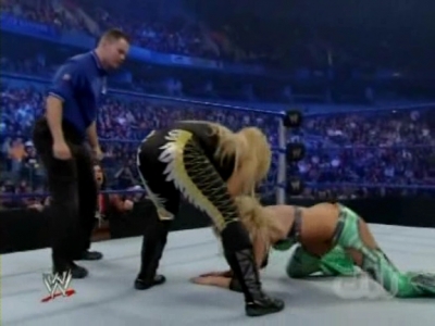 WWE_SmackDown_05_09_08_Diva_Match_XviD_avi_000215481.jpg