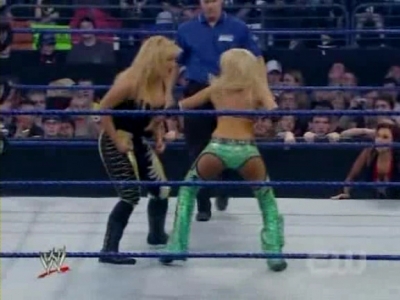 WWE_SmackDown_05_09_08_Diva_Match_XviD_avi_000219185.jpg