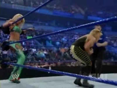WWE_SmackDown_05_09_08_Diva_Match_XviD_avi_000227894.jpg
