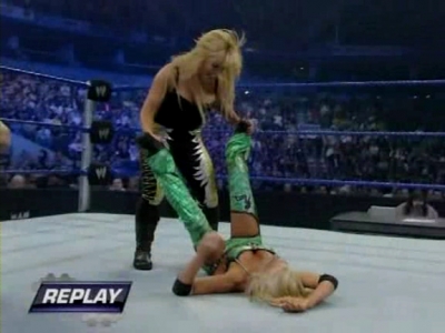 WWE_SmackDown_05_09_08_Diva_Match_XviD_avi_000293359.jpg