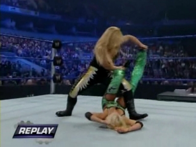 WWE_SmackDown_05_09_08_Diva_Match_XviD_avi_000294661.jpg