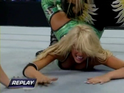 WWE_SmackDown_05_09_08_Diva_Match_XviD_avi_000299432.jpg